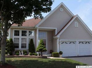 9 Lakeland Dr, Barnegat, NJ 08005