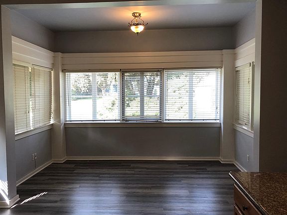 3rd image of 1060 E Orange Grove Blvd APT 1