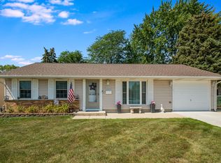 344 Hale Ave, Romeoville, IL 60446