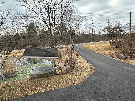 Circular Driveway- Right side