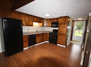 84 N Shore Dr, Stow, MA 01775