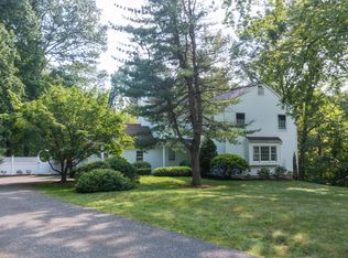 40 Timber Top Trl, Wilton, CT 06897