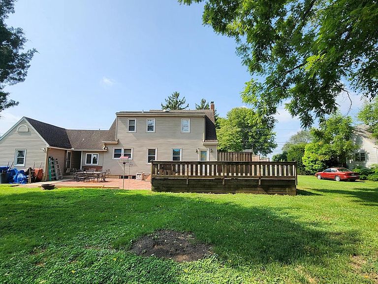 Listing photo 5