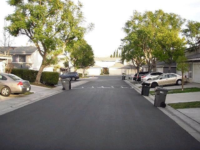 2nd image of 954 Mathews Pl