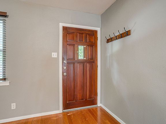 5th image of 3808 Bryce Ave