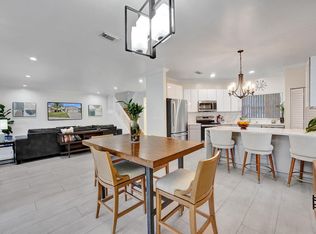 20725 NW 3rd St, Pembroke Pines, FL 33029