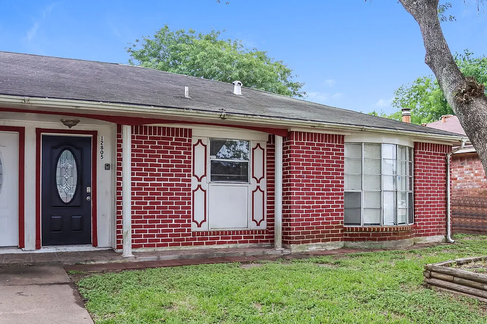 3 bed, 2.0 bath, 1517 sqft, $1,800 — Photo 3