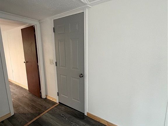 4th image of 1222 White Dr NE