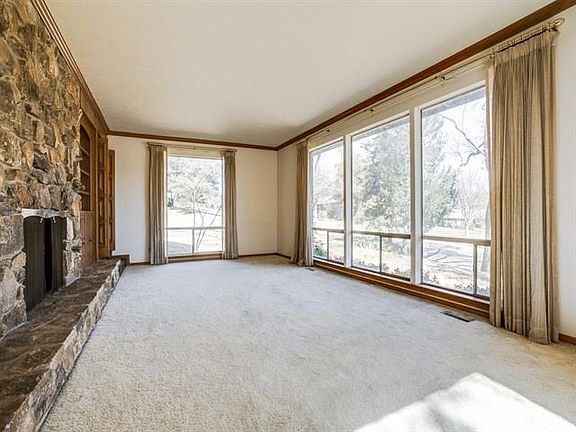 5th image of 9636 Lanshire Dr