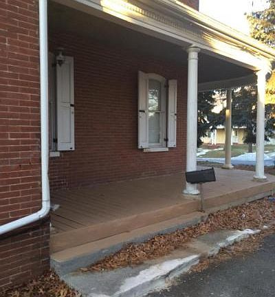 5th image of 457 N George St
