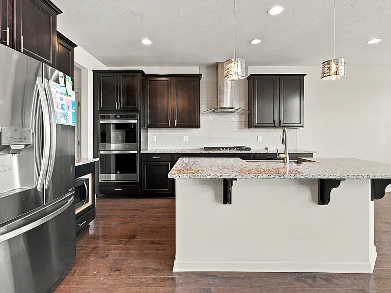 15555 Memorial Way — Photo 8