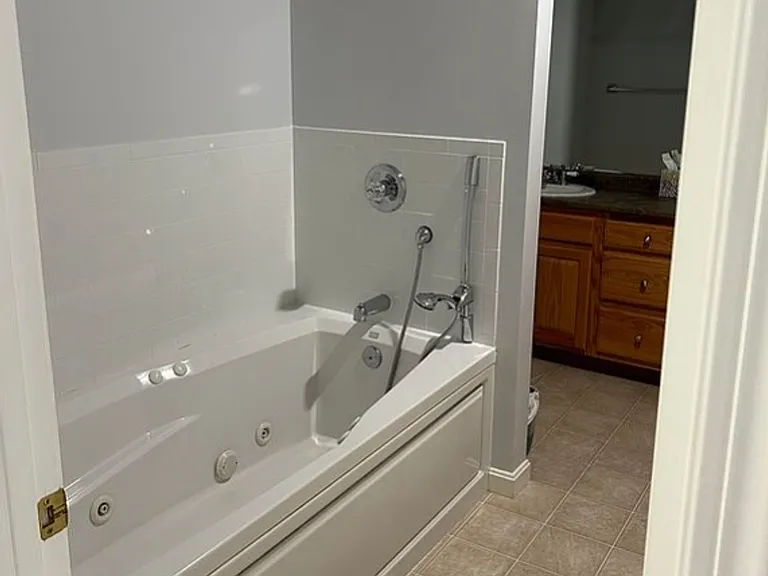 95 Green Briar Rd — Photo 17