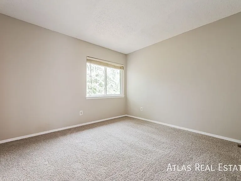 11513 Wray Ct — Photo 10
