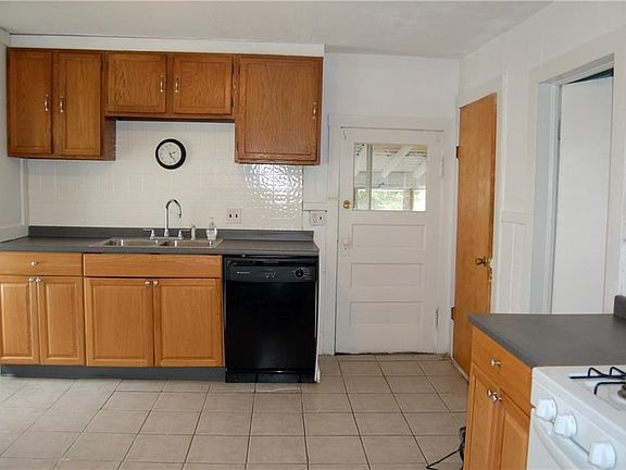 upper kitchen