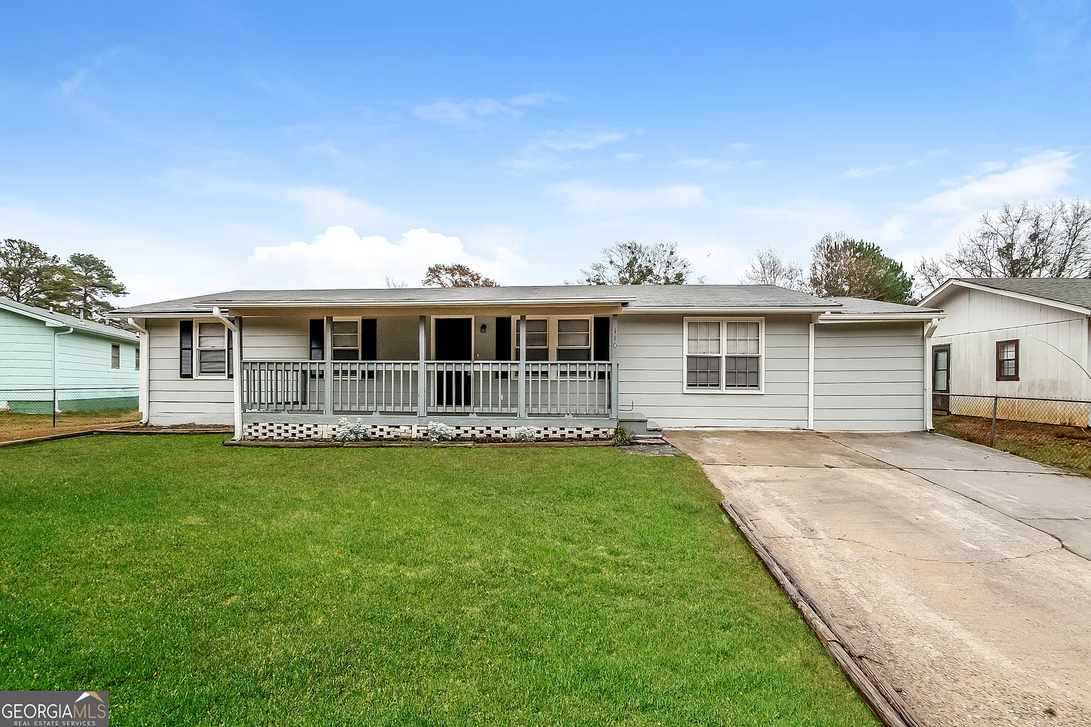 110 King Blvd photo 1