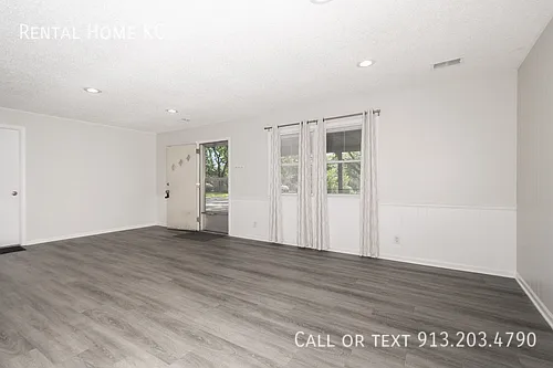 7800 Noland Rd — Photo 24