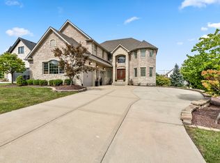 24 Bracken Ct, Lombard, IL
