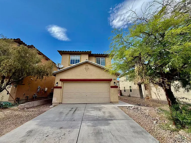 6486 W Eldorado Ln — Photo 1