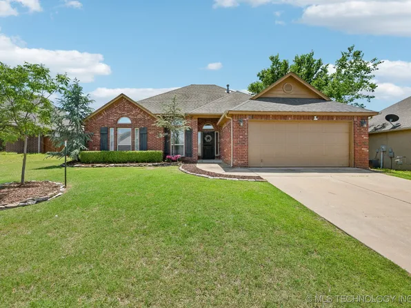 12 E 157th St S, Glenpool, OK 74033