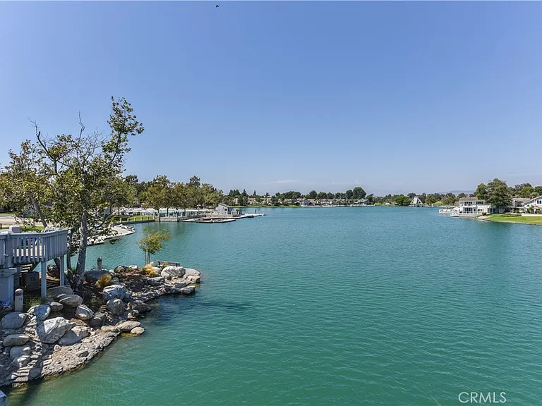 76 Fairlake #23 — Photo 69