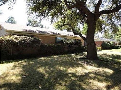 2nd image of 1249 Oden St