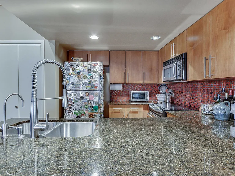 1209 N Harvey Ave #102 — Photo 46
