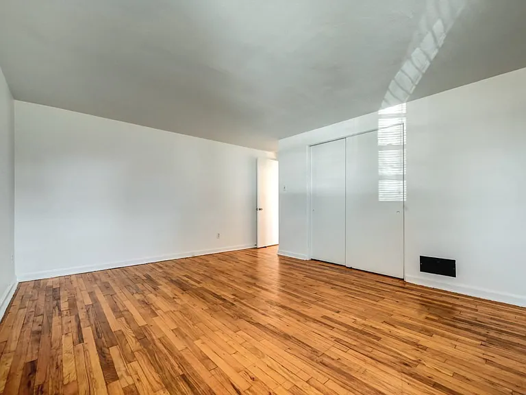 819 Fairview Ave — Photo 15