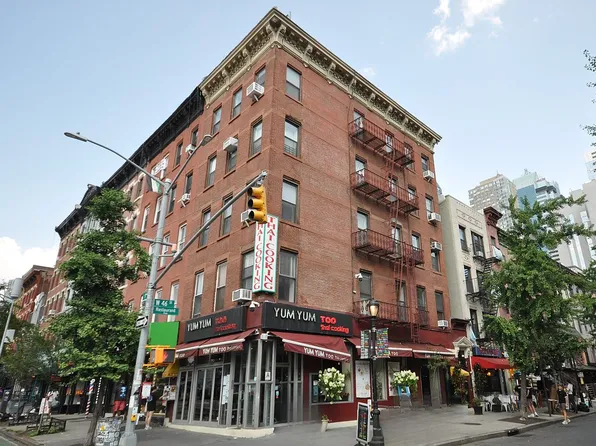 662 9th Ave, New York, NY 10036