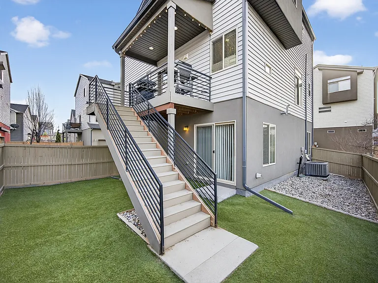 4438 Vindaloo Dr — Photo 40