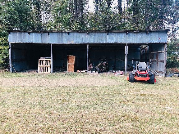 Old barn (back of property)