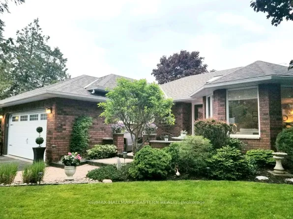 38 Patricia Pl, Kawartha Lakes, ON K0M 1A0