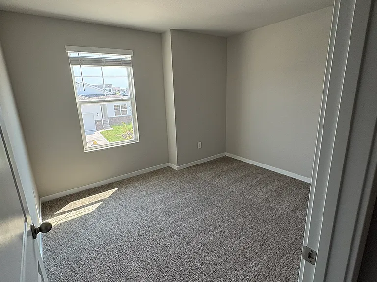 1069 Daisy Ln #1 — Photo 26