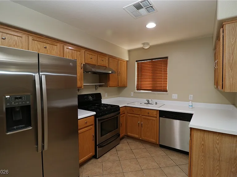 741 Spotted Eagle St — Photo 7