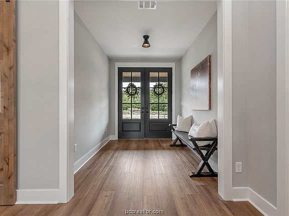 5th image of 7507 Garrison Creek Dr