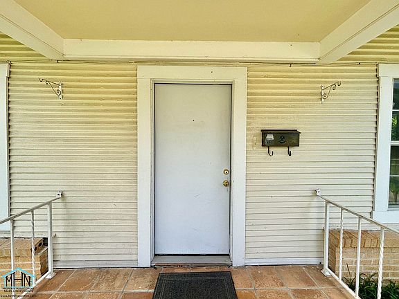 2nd image of 743 Fulton Ave