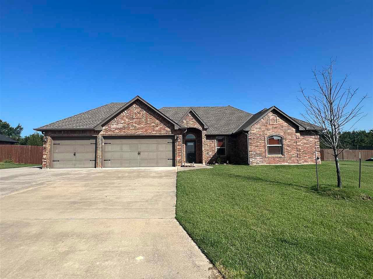 1209 NE Baybrook Dr, Elgin, OK 73538 Zillow