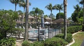 5th image of 5865 Trailwinds Dr APT 615