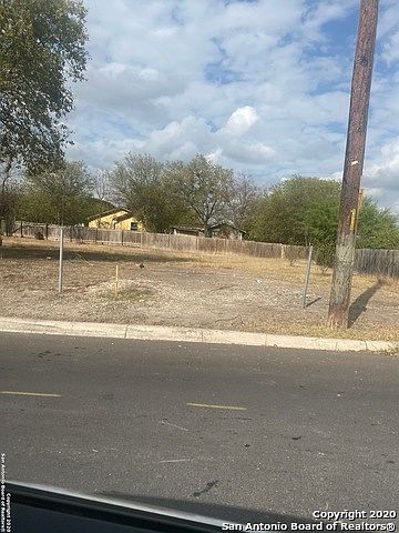 2nd image of 227 Amires Pl