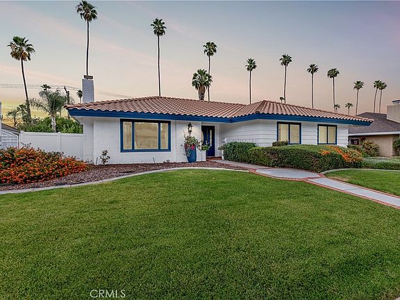 2nd image of 4967 Chapala Dr