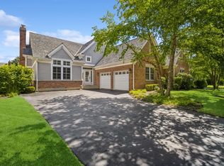 95 S Asbury Ct, Lake Forest, IL