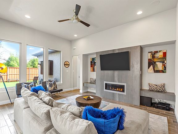 4th image of 7017 Saint Georges Dr