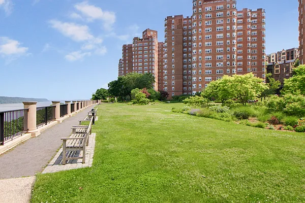 Sold by Highline Residential | media 24