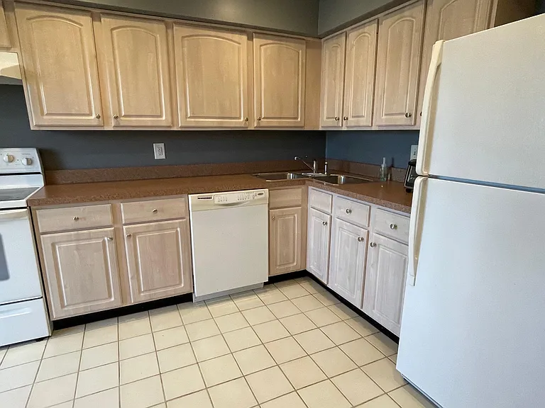 9132 Dominion Cir — Photo 6