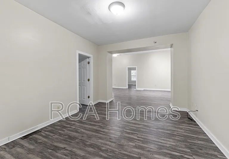 1156 Fletcher Ave — Photo 4