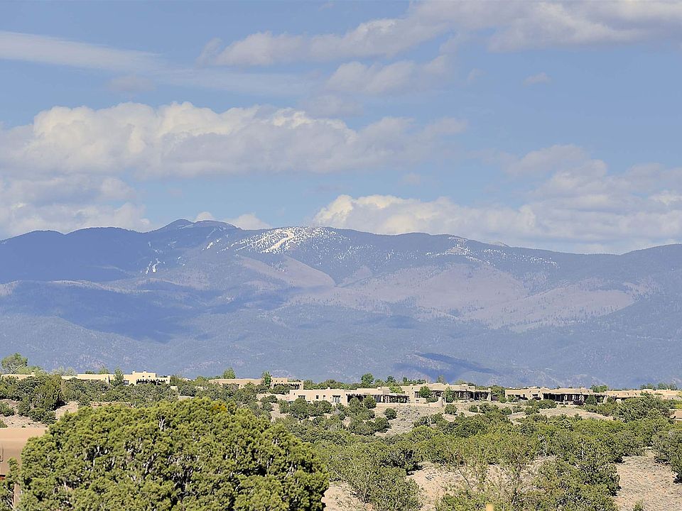 1st image of 89 Paseo Aragon