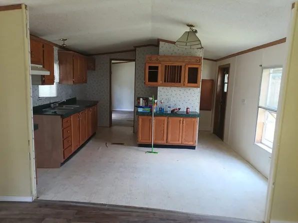 11 Jacob Ln #10, Craigsville, WV 26205