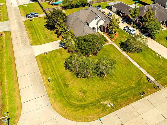 2nd image of 294 Sugar Highland Blvd