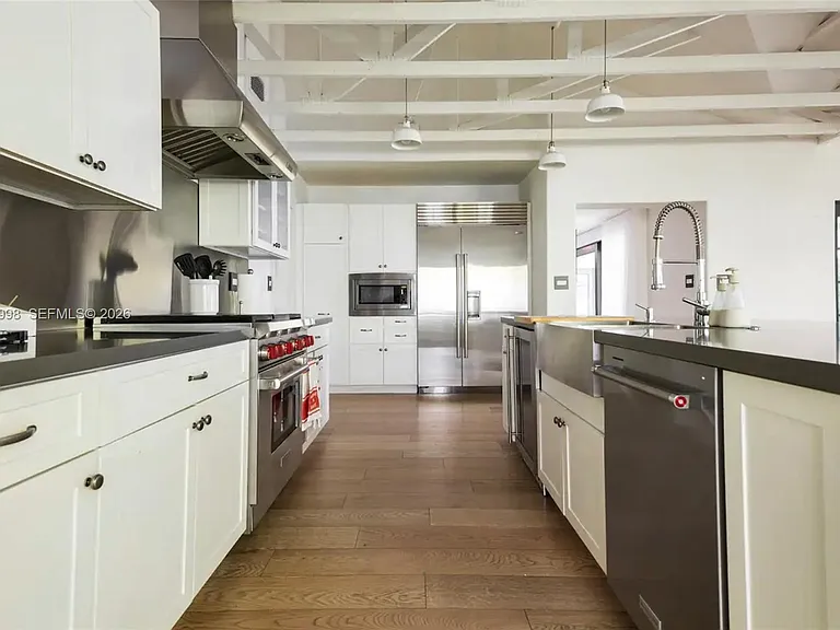 524 Oleander Dr — Photo 23