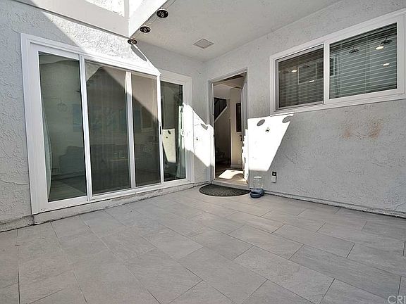3rd image of 2543 Harbor Blvd APT 4