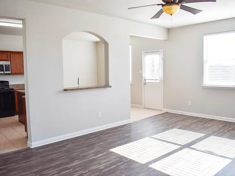 2127 Mandarin Way — Photo 15